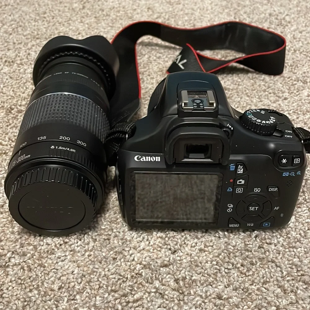 Canon EOS Rebel T3 1100D Camera Zoom Lens & Bag